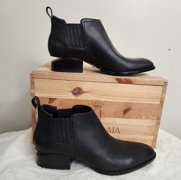 Alexander Wang "Kori" All Black Leather Ankle Booties Size EU 40 BNIB - Picture 2 of 12
